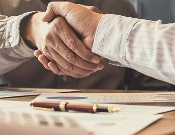 Tramitar el CIF definitivo y el alta en seguridad social.